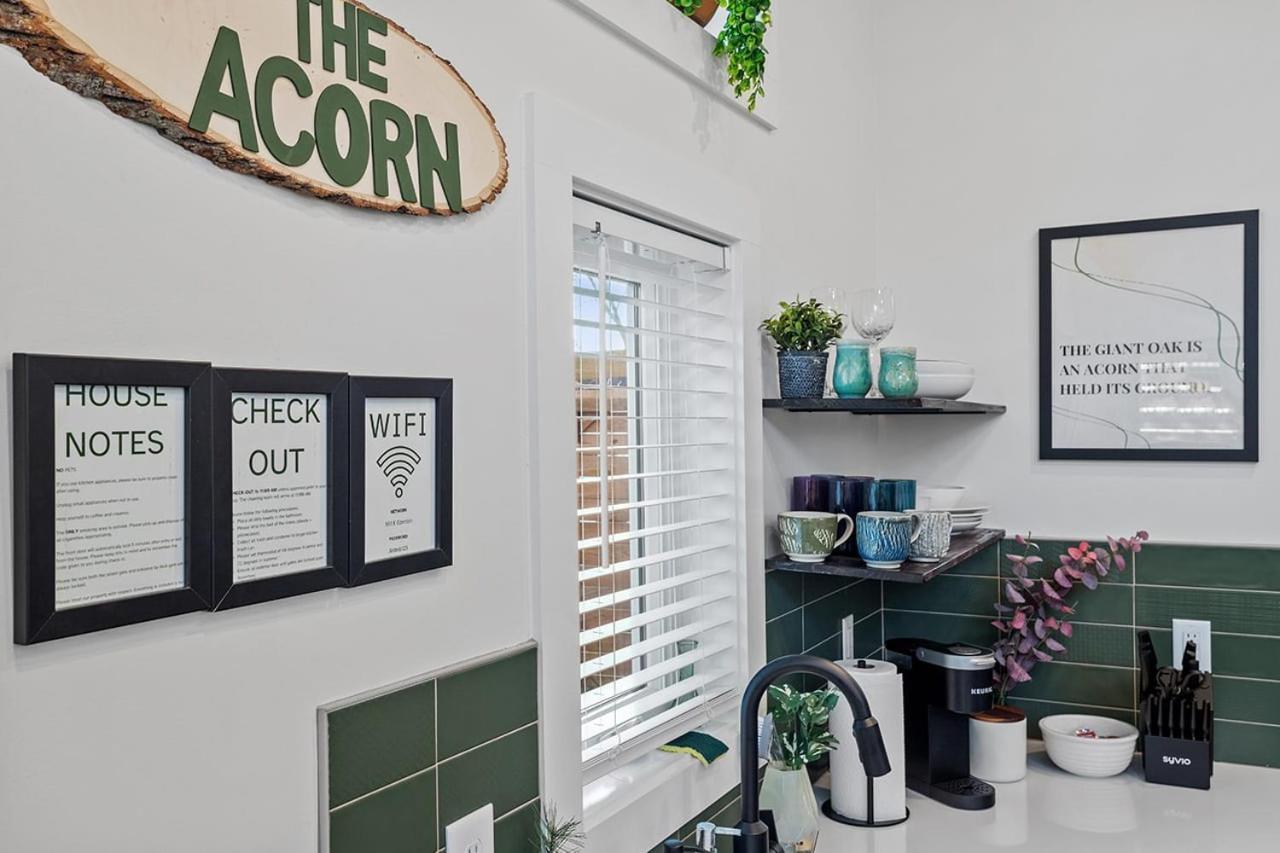 The Acorn - Tiny House In Historic Oakwood Villa Raleigh Exterior photo
